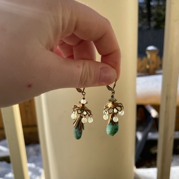 Sundance Catalog Dangling Pendant Earrings with blue-green stones and beads - Picture 6 of 6